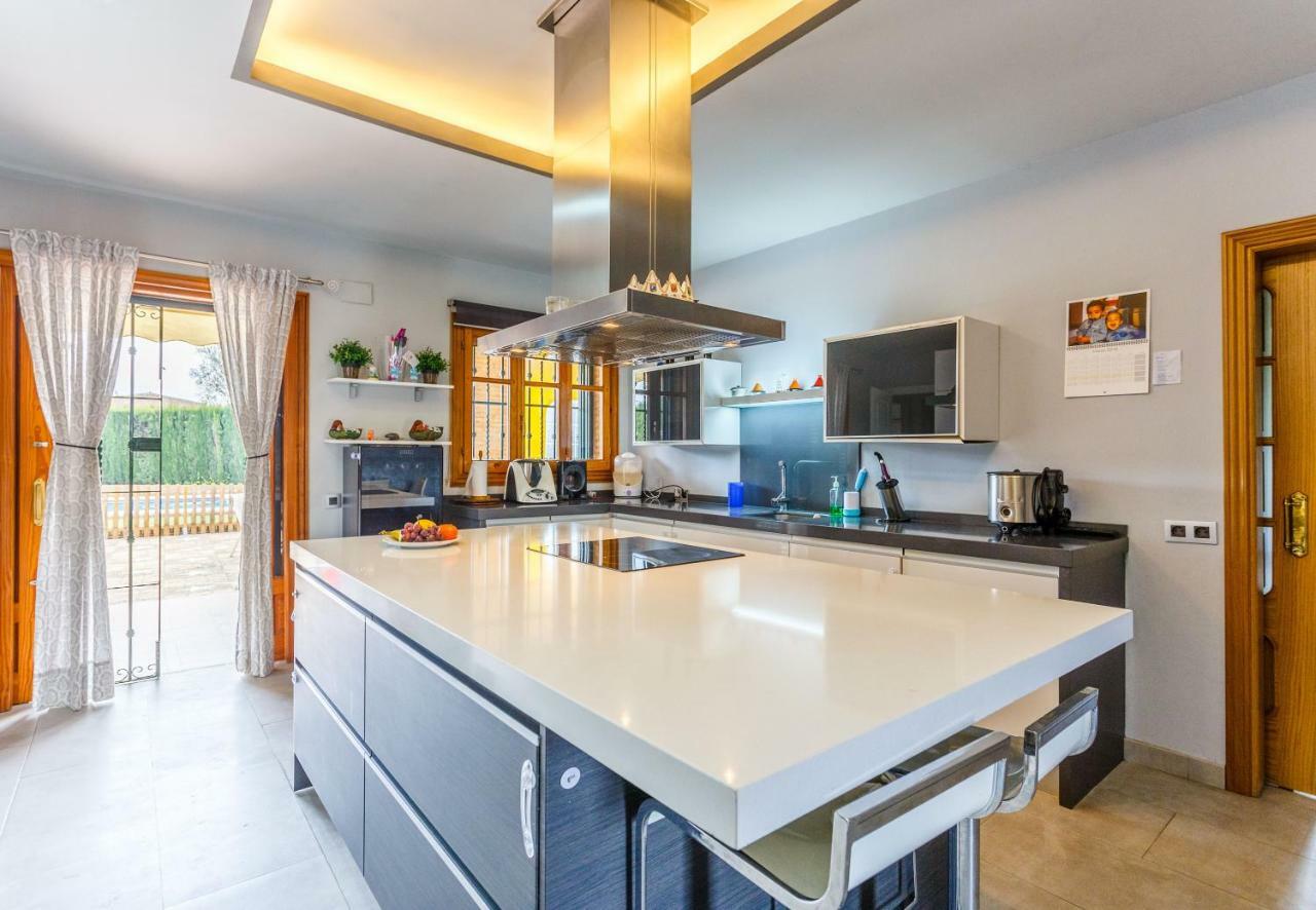 Divi Apartments Villa Reyes マイレナ・デル・アルハラフェ エクステリア 写真