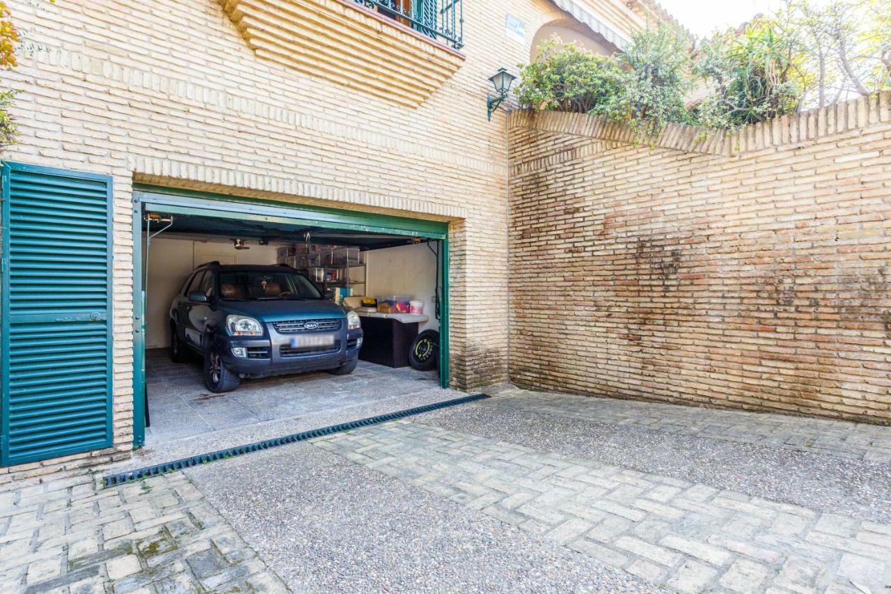 Divi Apartments Villa Reyes マイレナ・デル・アルハラフェ エクステリア 写真