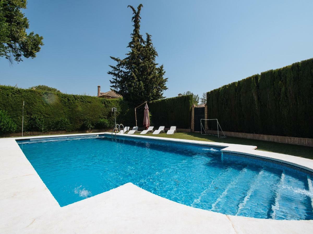 Divi Apartments Villa Reyes マイレナ・デル・アルハラフェ エクステリア 写真
