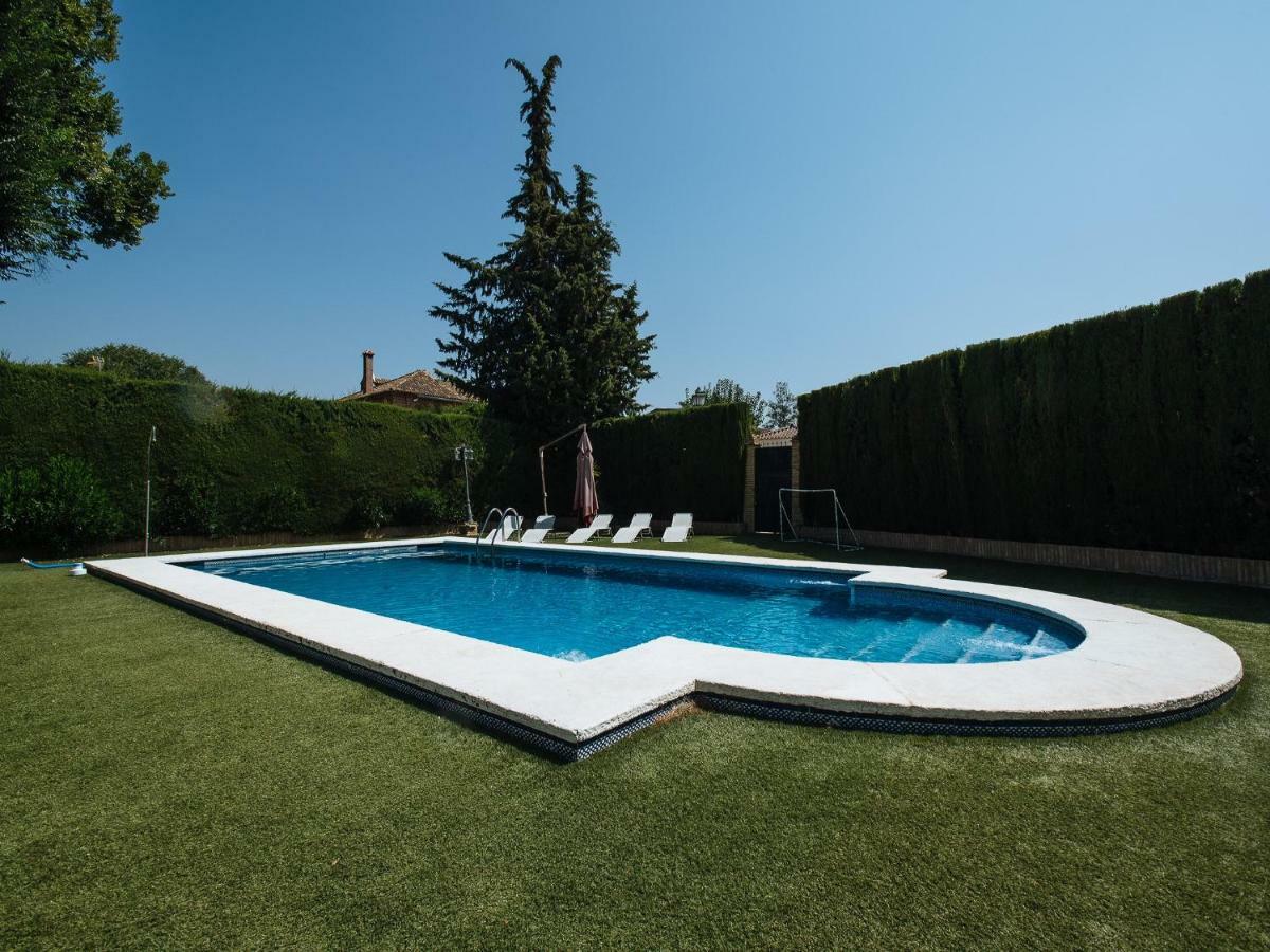 Divi Apartments Villa Reyes マイレナ・デル・アルハラフェ エクステリア 写真