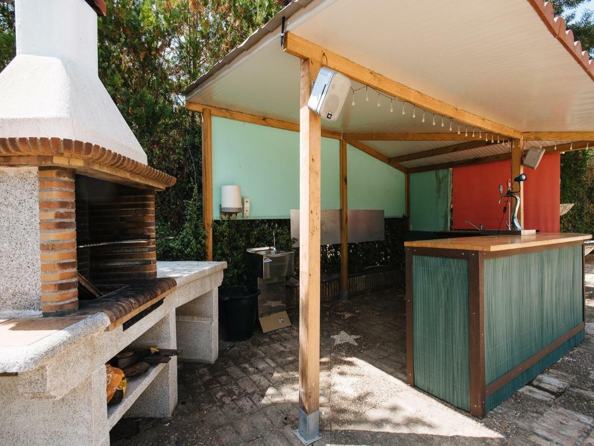 Divi Apartments Villa Reyes マイレナ・デル・アルハラフェ エクステリア 写真