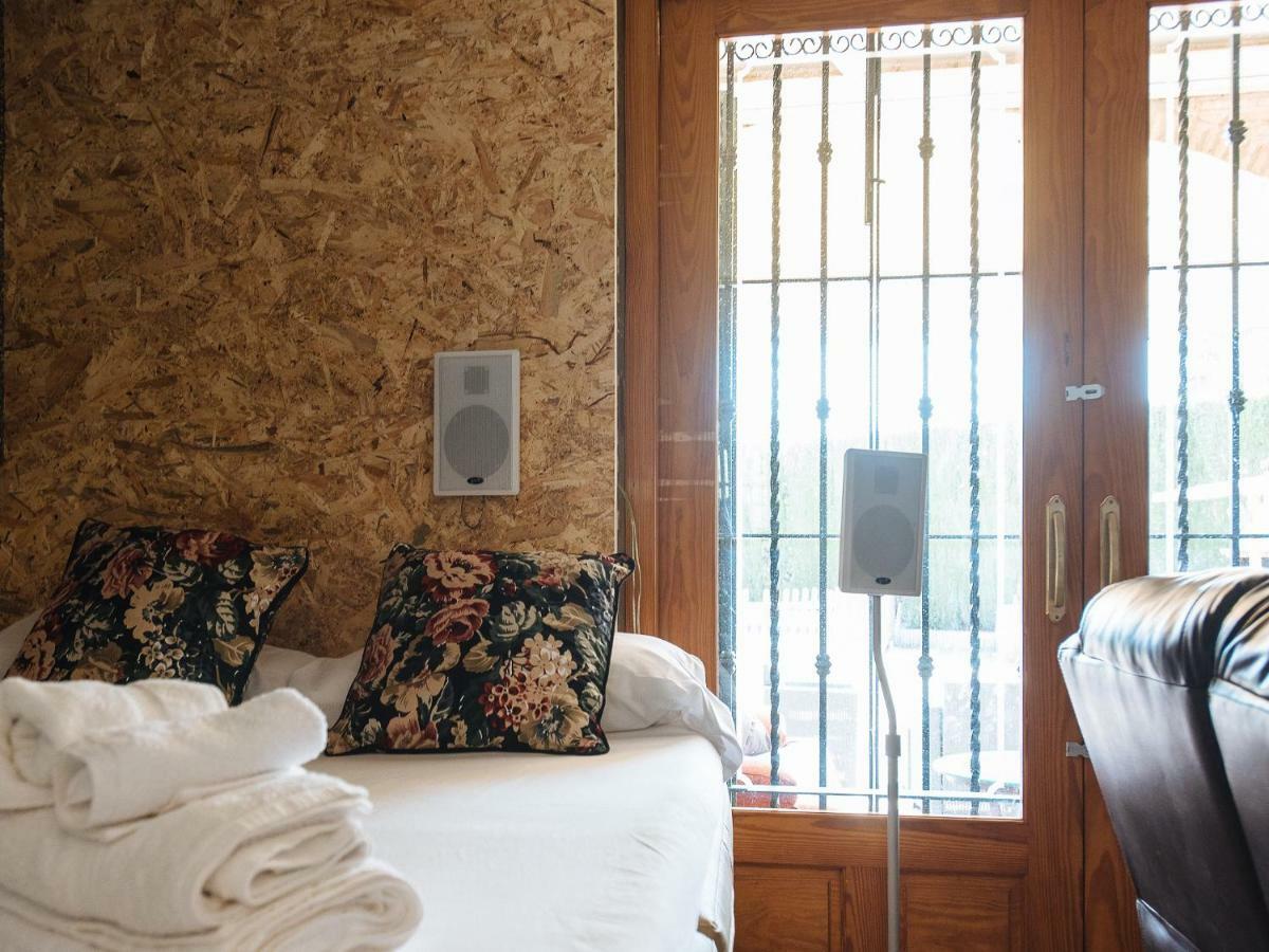Divi Apartments Villa Reyes マイレナ・デル・アルハラフェ エクステリア 写真